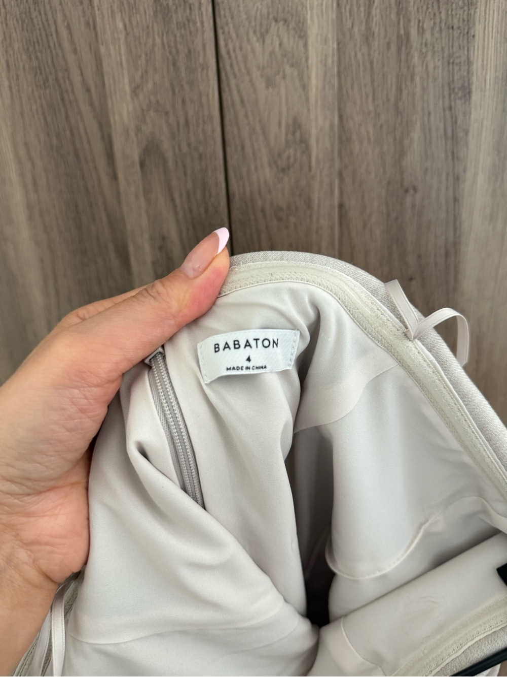 ARITZIA ELEMENT TUBE TOP SIZE 4 - Picture 3 of 6